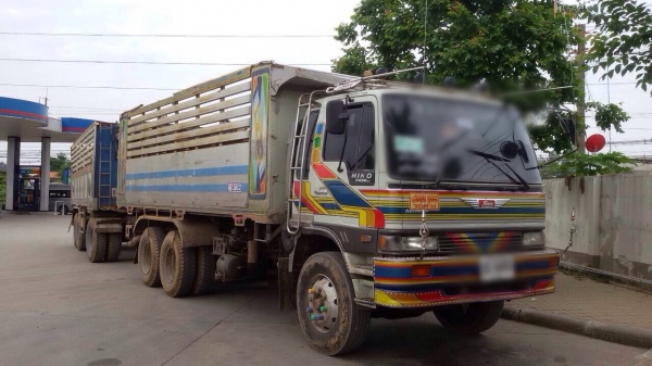 ขายรถพ่วงสิบล้อดัมพ์ HINO 3M เครื่อง P11C-320 แรง กระบะดัพม์มิเนียม  ลูก 3 เพลา ส่งต่อ 31 งวด ๆ ละ 43,000 บาท