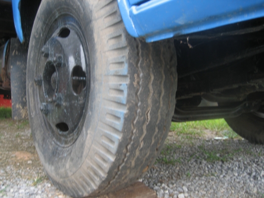 ISUZU  TL  100  แรง ฝาดำ    ราคา  235,000บาท