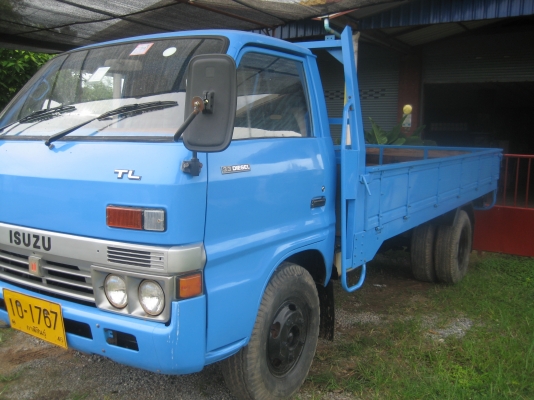 ISUZU  TL  100  แรง ฝาดำ    ราคา  235,000บาท