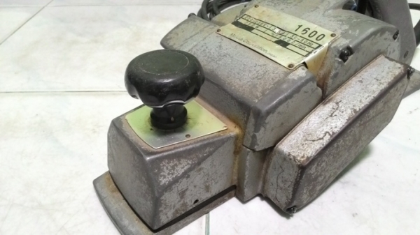 กบไฟฟ้า 3 นิ้ว Makita รุ่น 1600 (750w) สภาพดีพร้อมใช้งานครับ