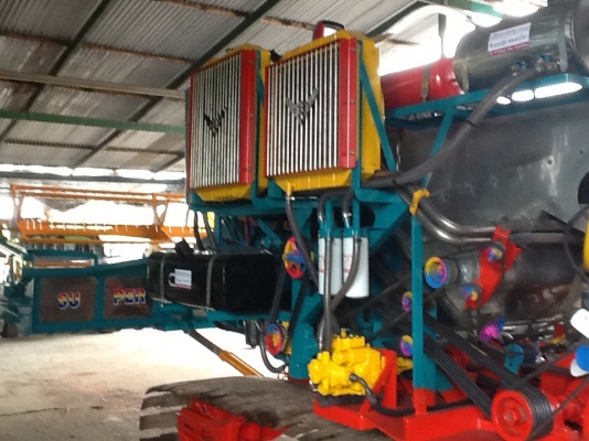 ซื้อขายแลกเปลี่ยนรถเกี่ยวข้าวมือสองและซ่อมช่วงล่าง ใหม่และเก่า สนใจติดต่อ ปรีชา การช่าง(ช่างอุ) โทร 0860025364