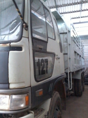 สิบล้อ3 m สภาพพร้อมใช่เคร่ือง240 กระจกไฟฟ้า คัสซี่สวย