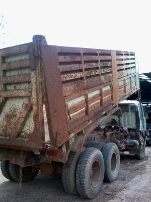 สิบล้อ3 m สภาพพร้อมใช่เคร่ือง240 กระจกไฟฟ้า คัสซี่สวย