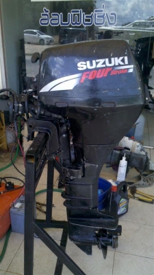 เครื่อง ซูซูกิ 15แรงม้า 4จังหวะ หางยาว 22นิ้ว 45000 บาท