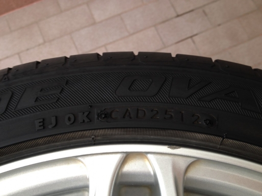 ADVAN MODLE 5 แท้ยุ่นขอบ17กว้าง7นิ้ว4ลูกอ๊อฟ35 5รู114ยางปี12ยุ่นสวยๆ