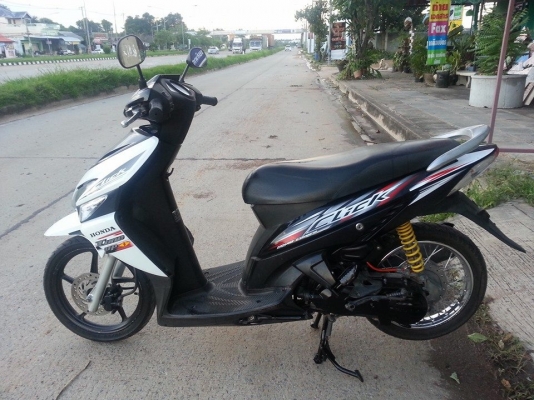 ฮอนด้าคลิก