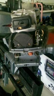 เครื่อง ยามาฮ่า 4แรงม้า 2จังหวะ หางสั้น 17นิ้ว 13500บาท