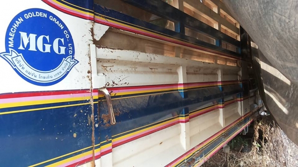 **108,000 บ.ต่อรอง**ขายกระบะเหล็กคอกเกษตรไม่ดั้ม สภาพสวย อู่สหกิจ ใช้งาน2ปี ยาว7.20ม.พื้นดีข้างสวยไม่ผุ คอกสวยไม่มีโก่ง คัสซีสวย ยกลงจาก HINO MEGA SERIE500 ช่วงคัสซี 87 ซม.พร้อมใช้งาน ราคาต่อรองได้เด้อ พี่น้องครับ **108,000 บ.ต่อรอง**ขายกระบะเหล็กคอกเกษตรไม่ดั้ม สภาพสวย อู่สหกิจ ใช้งาน2ปี ยาว7.20ม.พื้นดีข้างสวยไม่ผุ คอกสวยไม่มีโก่ง คัสซีสวย ยกลงจาก HINO MEGA SERIE500 ช่วงคัสซี 87 ซม.พร้อมใช้งาน ราคาต่อรองได้เด้อ พี่น้องครับ