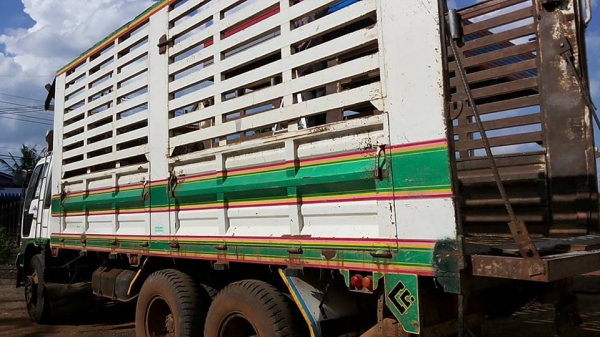 **98,000 บ.ต่อรอง**ขายกระบะเหล็กคอกเกษตรไม่ดั้ม สภาพดี กระบะอู่สหกิจ ยาว6.0ม. พื้นดีข้างดีไม่ผุ คอกดีไม่โก่งไม่หัก สีสันดี ยกลงจาก DECA270 คัสซี 82 ซม. สภาพพร้อมใช้งาน ราคาต่อรองได้เด้อ พี่น้องครับ **98,000 บ.ต่อรอง**ขายกระบะเหล็กคอกเกษตรไม่ดั้ม สภาพดี กระบะอู่สหกิจ ยาว6.0ม. พื้นดีข้างดีไม่ผุ คอกดีไม่โก่งไม่หัก สีสันดี ยกลงจาก DECA270 คัสซี 82 ซม. สภาพพร้อมใช้งาน ราคาต่อรองได้เด้อ พี่น้องครับ