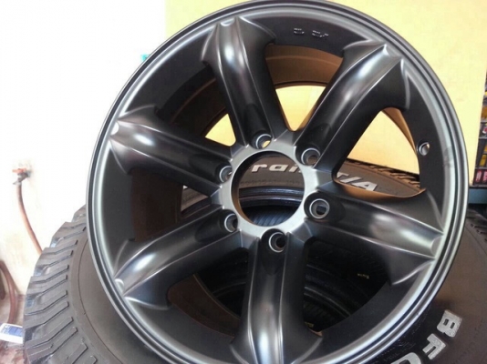 ขายล้อเล็บเหยี่ยว 8 x 16 ET -10 ขายล้อเล็บเหยี่ยว 8 x 16 ET -10