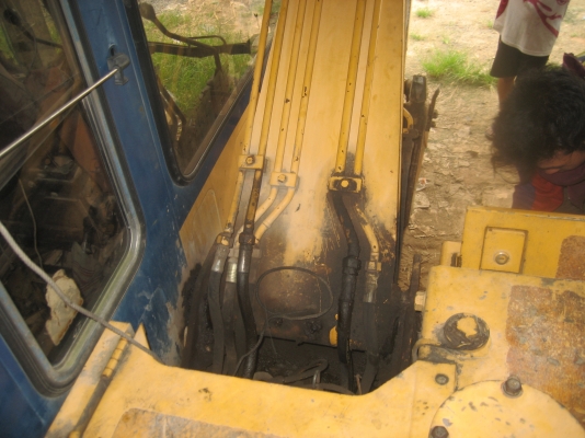 KOBELCO   LE  60     ราคา  320,000  บาท