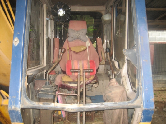 KOBELCO   LE  60     ราคา  320,000  บาท