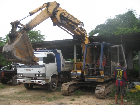 KOBELCO   LE  60     ราคา  320,000  บาท