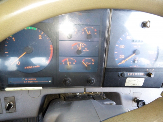 ขายรถ 12 ล้อเทเลอร์ HINO 320 แรงม้า คัสซี FN288B เครื่อง P11C ราคา 1550000