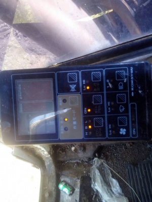 **590,000 บ.ต่อรอง**ขายแบคโฮ KOMATSU PC200-5 S.No.62496  คอนโทรลสั้น ไฟฟ้าครบ เครื่องเดิมปั้มเดิม แอร์มี เครื่อง KOMATSU 6สูบ เดิมๆแน่นๆ แรงดี แห้ง ไม่เยิ้ม ปั้มดีแรงดี ทำงานดี เร็วดี บูมอาร์มดีสวยไม่ปะไม่ดาม บุ้งกี๋ดีไม่ผุ บูท/สลัก ดี แน่นดี เอวดี แน่น ไ