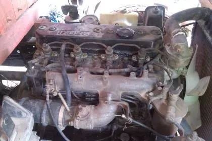 ***ขายแล้วครับขอบคุณ Truck2hand ขาย6ล้อประกอบมีหลังคาโดยสาร สภาพสวยๆ ISUZU NKR58L 4BB1-100HP ปี43 เครื่อง100แรงฝาดำ แน่นดีแรงดี เกียร์สั้นเข้าง่ายไม่มีหลุด ช่วงล่างเดิม5น็อต หน้า-หลัง คัสซีสวยไม่ปะไม่ดาม กระบะพื้นไม้4.30ม.มีหลังคาโดยสาร พื้นสวยข้างสวยไม่ม