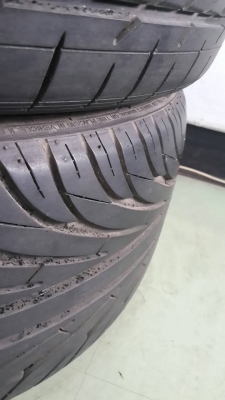 ขายยาง 215/35R18