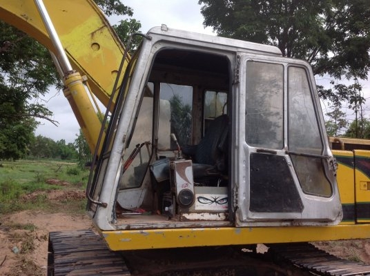 ขายรถขุดแบ็คโฮ KOBELCO 200 mark//คอนโทรลสั้น ไม่โหลดทำงานดี เอวแน่น เครื่อง6D31 ปั๊ม K13V เดิม ช่วงล่างเต็ม พร้อมใช้งาน ทำงานปกติ ขายรถขุดแบ็คโฮ KOBELCO 200 mark//คอนโทรลสั้น ไม่โหลดทำงานดี เอวแน่น เครื่อง6D31 ปั๊ม K13V เดิม ช่วงล่างเต็ม พร้อมใช้งาน ทำงานปกติ