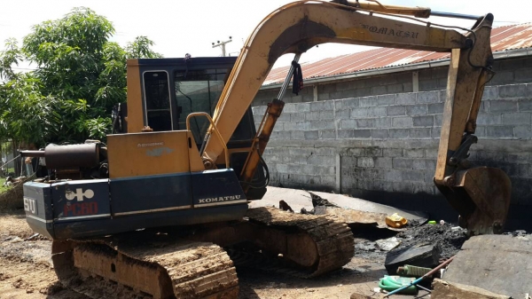 ขายยกคู่ แบ็คโค KOMATSU 60-5 พร้อมรถลาก6ล้อ อีซูซุ สภาพพร้อมใช้งาน เครื่องดี เอกสารพร้อม ขายยกคู่ แบ็คโค KOMATSU 60-5 พร้อมรถลาก6ล้อ อีซูซุ สภาพพร้อมใช้งาน เครื่องดี เอกสารพร้อม
