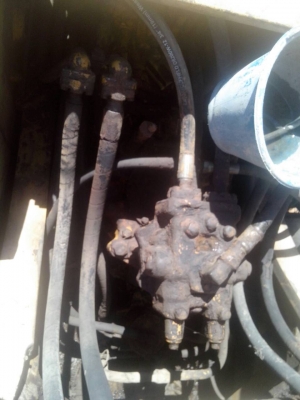 KOMATSU-PC200-5คอนโทรลสั้นไฟฟ้าเต็ม อินวอย