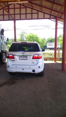 TOYOTA FORTUNER เครื่อง 3000 เกียร์ออโต้ รถปี 2013