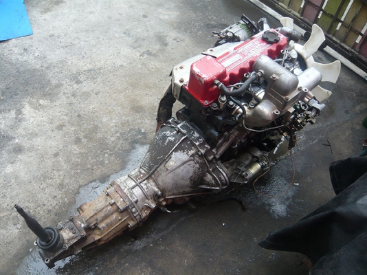 ขายเครื่องยนต์ NISSAN BD25 ฝาแดง