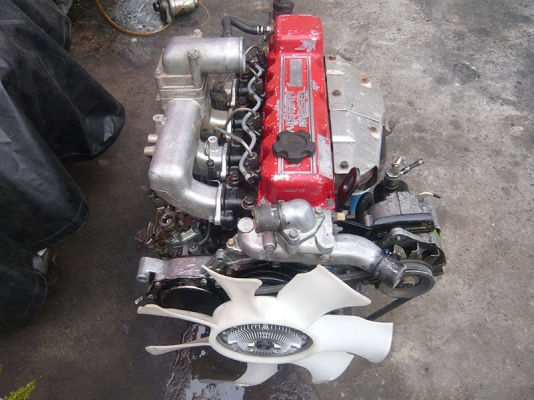 ขายเครื่องยนต์ NISSAN BD25 ฝาแดง
