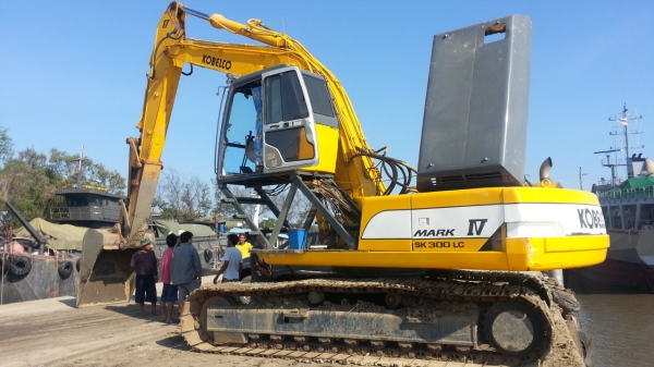 ขาย Kobelco SK300LC Mark IV 1.5 ล้าน สภาพนางฟ้า