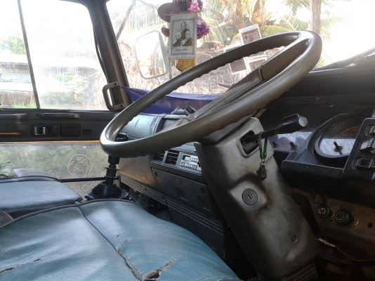 รถหกล้อสวยเครื่อง6bg1คันซีjbr500 พวงมาลัยพาวเวอร์เบรคจิพฟี่ยาว6.50เมตร