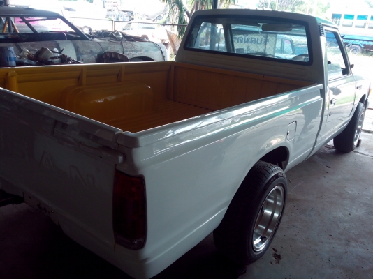 _________ขาย datsun 720 ออฟชั่นเต็มสวยๆ_______