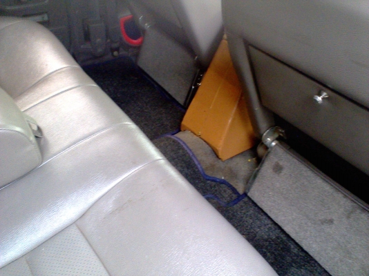 อิซูซุแวน2500cc