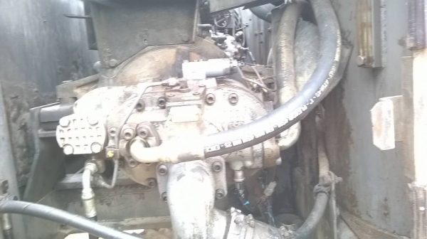 ฝากขายด่วน HITACHI EX200-2 พร้อมใช้งาน เอกสารชุดจดทะเบียน