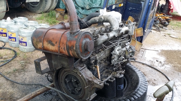 ขายด่วน เครื่อง6BD1T สภาพสวย ยกลงจากรถแม็คโค