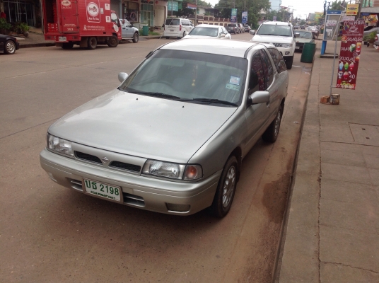 ขายนัอง nissan nv cab wingrond เกียร์ออโต้ รถมือเดียว ไม่เคยติดแก็ส
