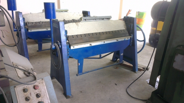 Sell> ขายเครื่องพับมือโยก หน้ากว้าง 5 ฟุต ของใต้หวันครับ สภาพสวย ไม่มีอะไรแตกหัก ฟันแยกถอดได้ กำแพงแสน นครปฐมครับ