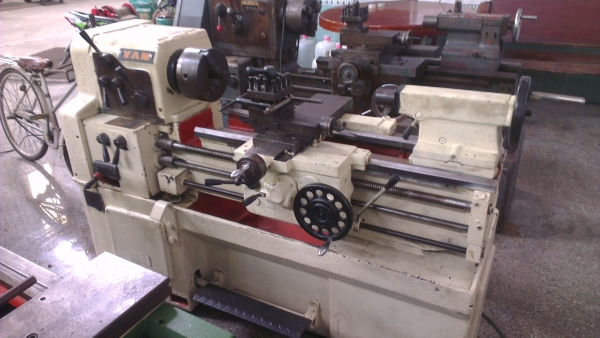 Sell> ขายแท่นกลึงมือสอง Yam Taiwan 4 ฟุต 3 เพลา มีเบลค เครื่องพร้อมใช้งาน หน้าแท่นสวย ราคาโดนใจ นครปฐมครับ