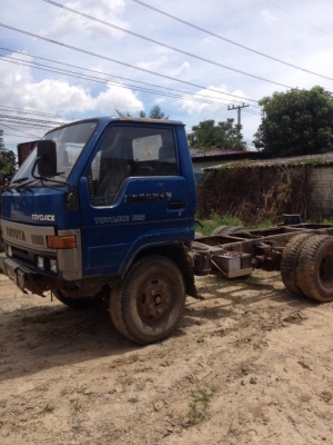 หัว คัสซี โตโยต้า BU61 ไดน่า 200 เก๋งแบบยกหัวได้ พวงมาลัยธรรมดา.