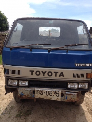 หัว คัสซี โตโยต้า BU61 ไดน่า 200 เก๋งแบบยกหัวได้ พวงมาลัยธรรมดา.