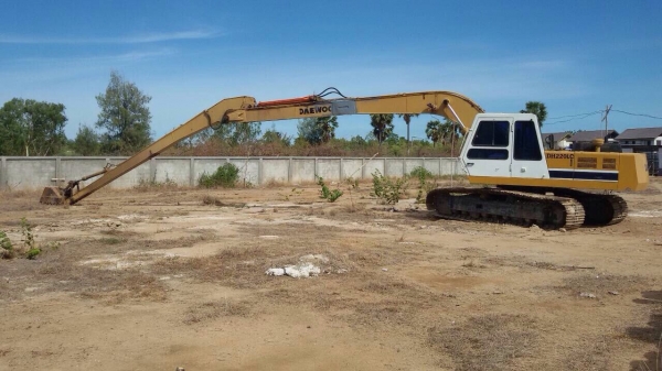 ขายด่วน DAEWOO DH220LC บูมยาว 18เมตร สภาพพร้อมใช้ค่ะ ขายด่วน DAEWOO DH220LC บูมยาว 18เมตร สภาพพร้อมใช้ค่ะ