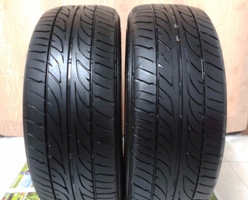 ยาง,215-50-17 Dunlop LM703 สภาพดีปี12หนึ่งคู่ 1,800