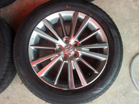 ล้ออัลติสขอบ16ป้ายแดงตุ่มหน้ายางเส้นสียังอยู่