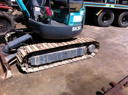 ขายรถเเบคโฮ  KOBELCO  SK30U