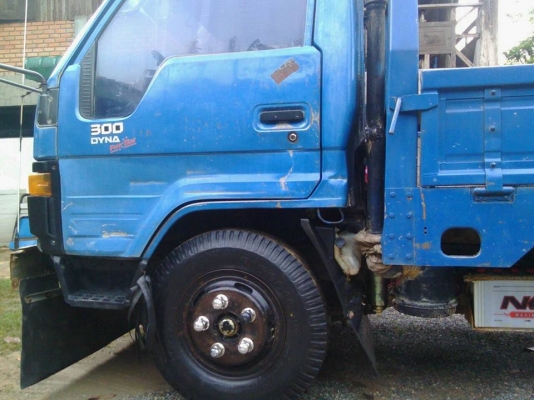 ขายรถบรรทุก6ล้อกลาง