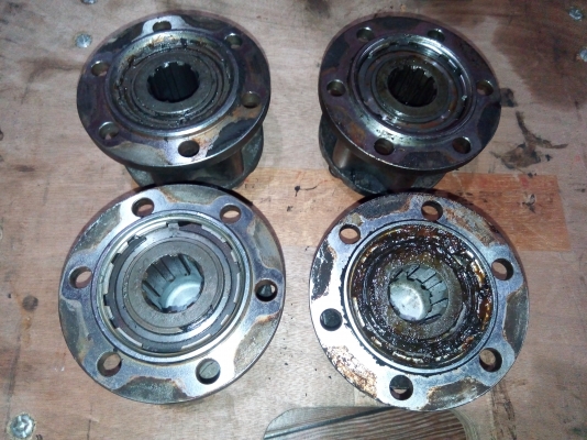 ฟรีล้อคจิ๊ปมิตซู 10 ฟันหยาบ แท้ญี่ปุ่นถอดคาน เหลือคู่เดียวแล้วครับ