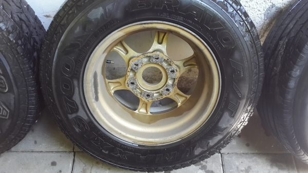 ขายแม็กขอบ 15 พร้อมยาง ขายแม็กขอบ 15 พร้อมยาง