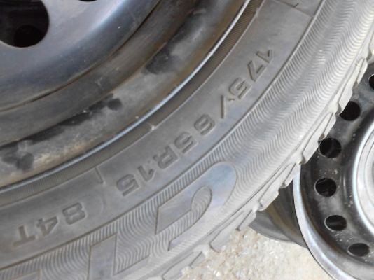 กะทะล้อ 4 รู 100มม.พร้อมยาง 175/65R15 GOODYEAR GT-3 ชุด 4 ล้อ ยางปี2012 TEL.081-427-3941 กะทะล้อ 4 รู 100มม.พร้อมยาง 175/65R15 GOODYEAR GT-3 ชุด 4 ล้อ ยางปี2012 TEL.081-427-3941