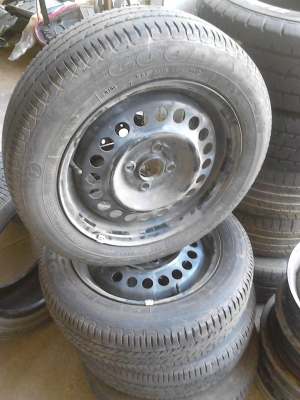 กะทะล้อ 4 รู 100มม.พร้อมยาง 175/65R15 GOODYEAR GT-3 ชุด 4 ล้อ ยางปี2012 TEL.081-427-3941