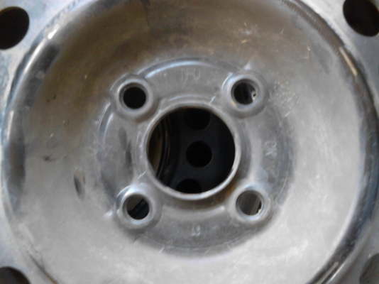 กะทะล้อ 4 รู 100มม.พร้อมยาง 175/65R15 GOODYEAR GT-3 ชุด 4 ล้อ ยางปี2012 TEL.081-427-3941 กะทะล้อ 4 รู 100มม.พร้อมยาง 175/65R15 GOODYEAR GT-3 ชุด 4 ล้อ ยางปี2012 TEL.081-427-3941