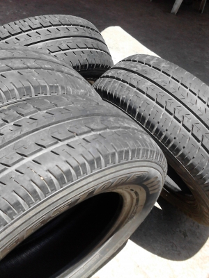 215/70R15 DEESTONE PAYAK R402 มีชุด 4 เส้น TEL.081-427-3941 215/70R15 DEESTONE PAYAK R402 มีชุด 4 เส้น TEL.081-427-3941