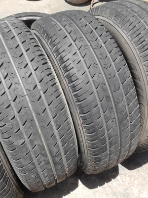 215/70R15 DEESTONE PAYAK R402 มีชุด 4 เส้น TEL.081-427-3941 215/70R15 DEESTONE PAYAK R402 มีชุด 4 เส้น TEL.081-427-3941